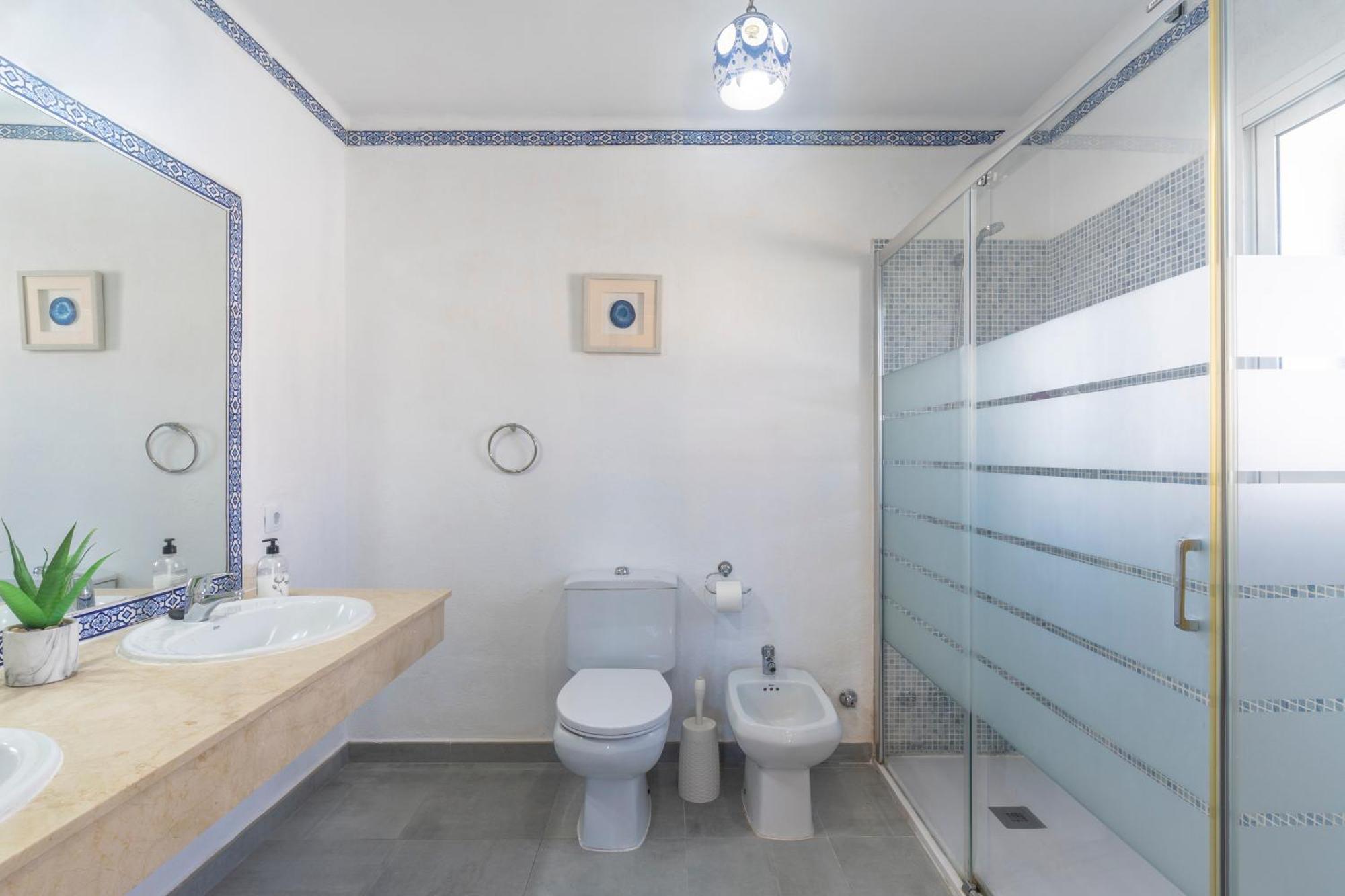 Stunning 5 Bedroom Villa, Sea Views, Private Pool, Estepona, Sleeps Up To 12 Esterno foto